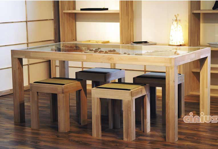 Cinius ::: TAVOLI e SEDIE, mobili e complementi d'arredo in stile giapponese, prodotti su misura il legno di faggio massello lamellare, ad incastro senza parti metalliche, tavolo con piano in vetro per giardino Zen, sedie e sgabelli con seduta in tatami imbottito