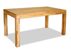 Table tout en h�tre