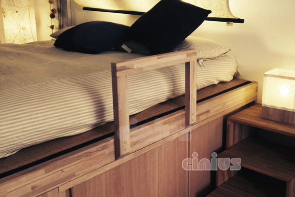 Parapetto per letto Impero di Cinius in legno massello